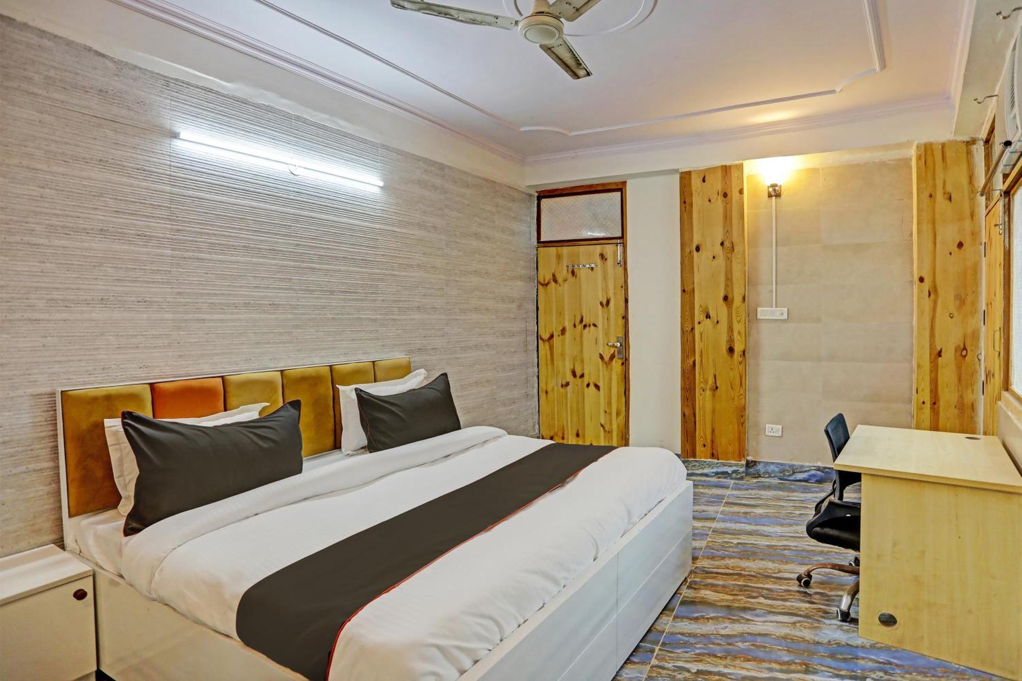 Super Umen Hotel Nearest Sector 66 Noida Exterior photo