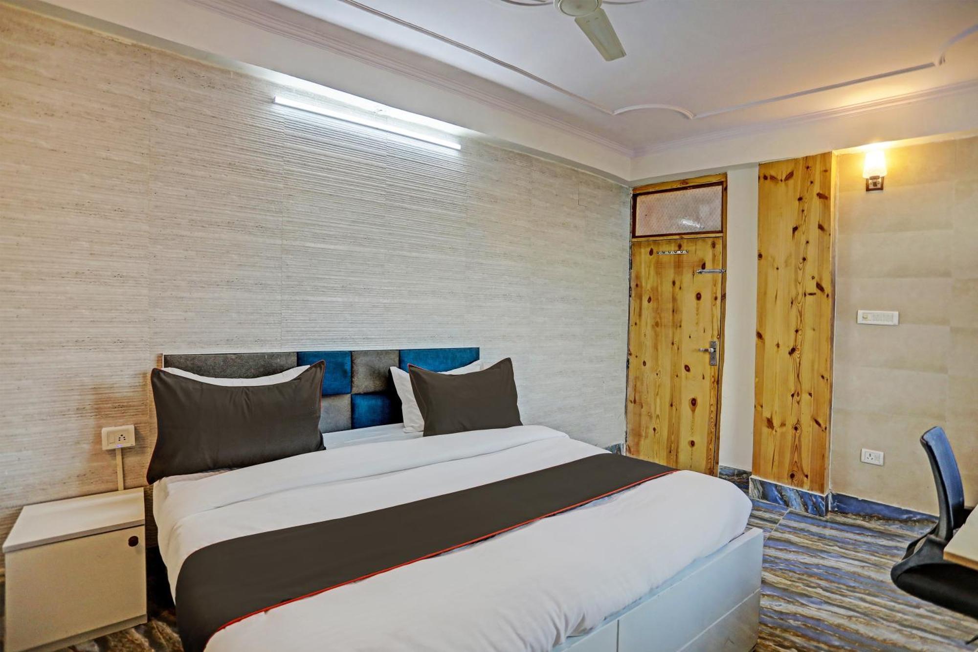 Super Umen Hotel Nearest Sector 66 Noida Exterior photo